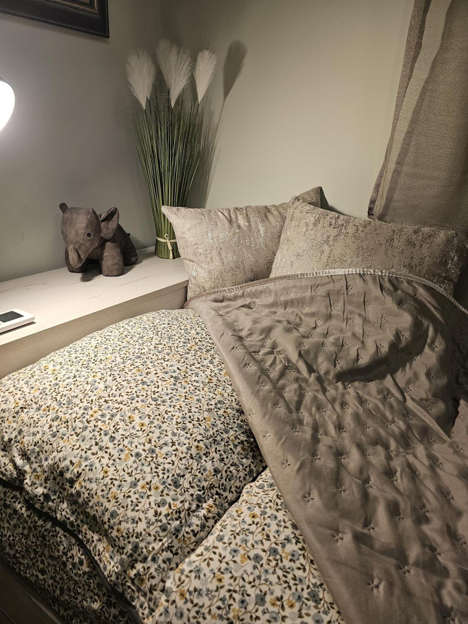 Bright Inn - Holiday & Business Apartment Sofia Esterno foto